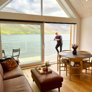 Klaksvík: Boathouse Apartment