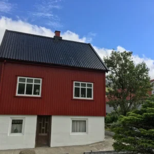 Klaksvík: The red house