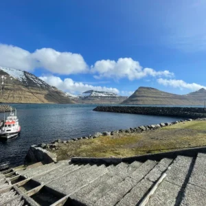 Syðradalur: Á Bakkanum