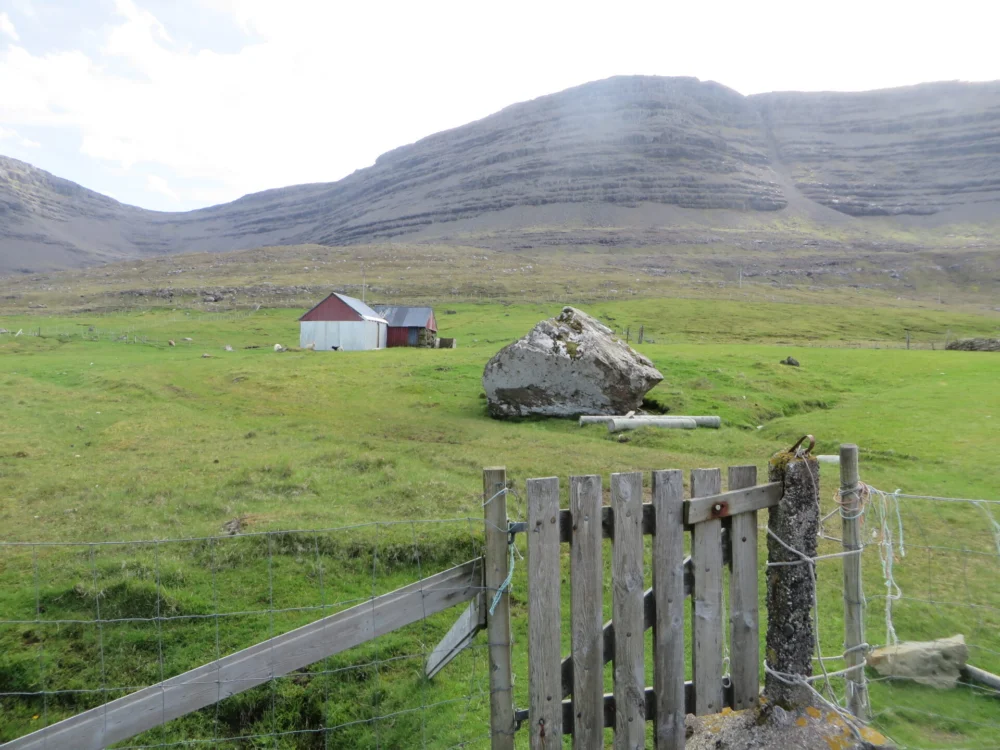 Respect nature Faroe Islands – stay on marked trails